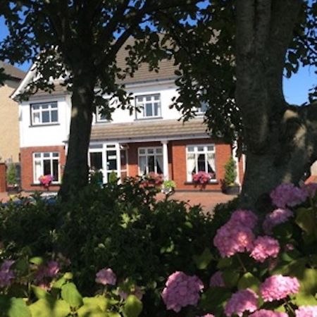 Westwinds Guestlodge Galway Exterior foto