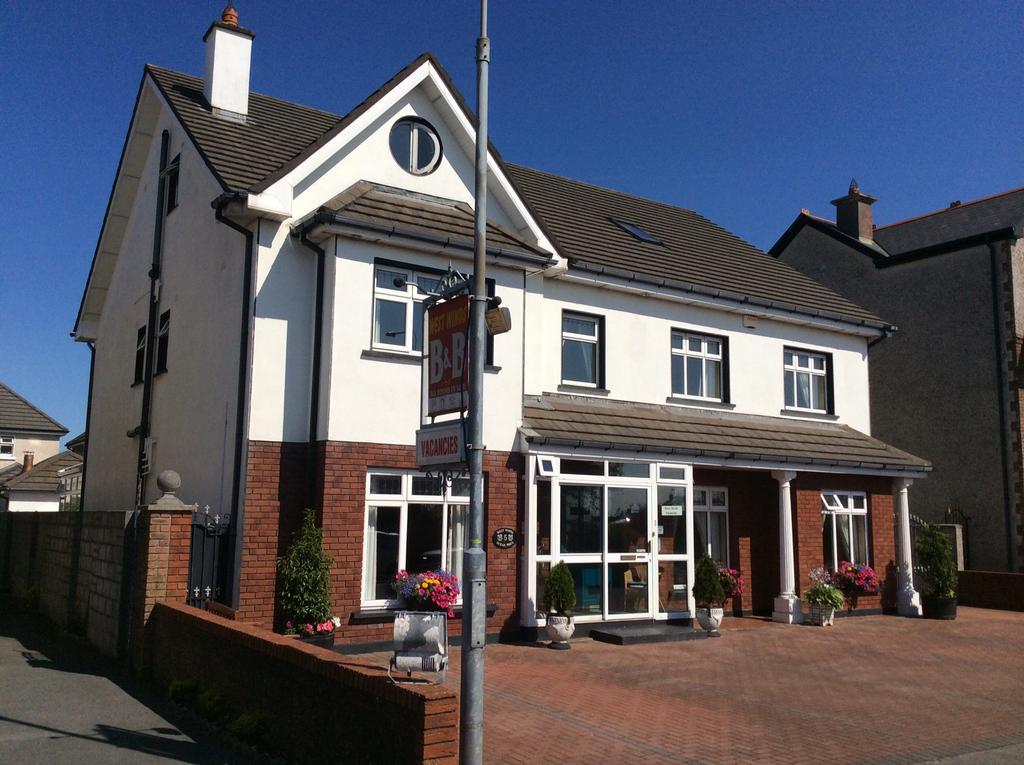 Westwinds Guestlodge Galway Exterior foto